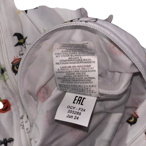 Kissy Kissy Halloween Footed Pajamas 3-6M Pumpkins Ghosts Bats 100% Pima Cotton - Picture 4 of 6